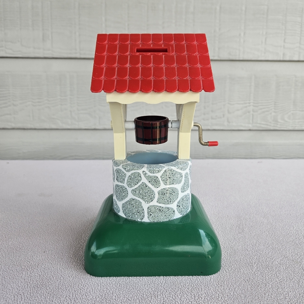 VTG Fun-Damental Too Wishing Well Coin Piggy Bank 1995 Sound Green Grey 9"